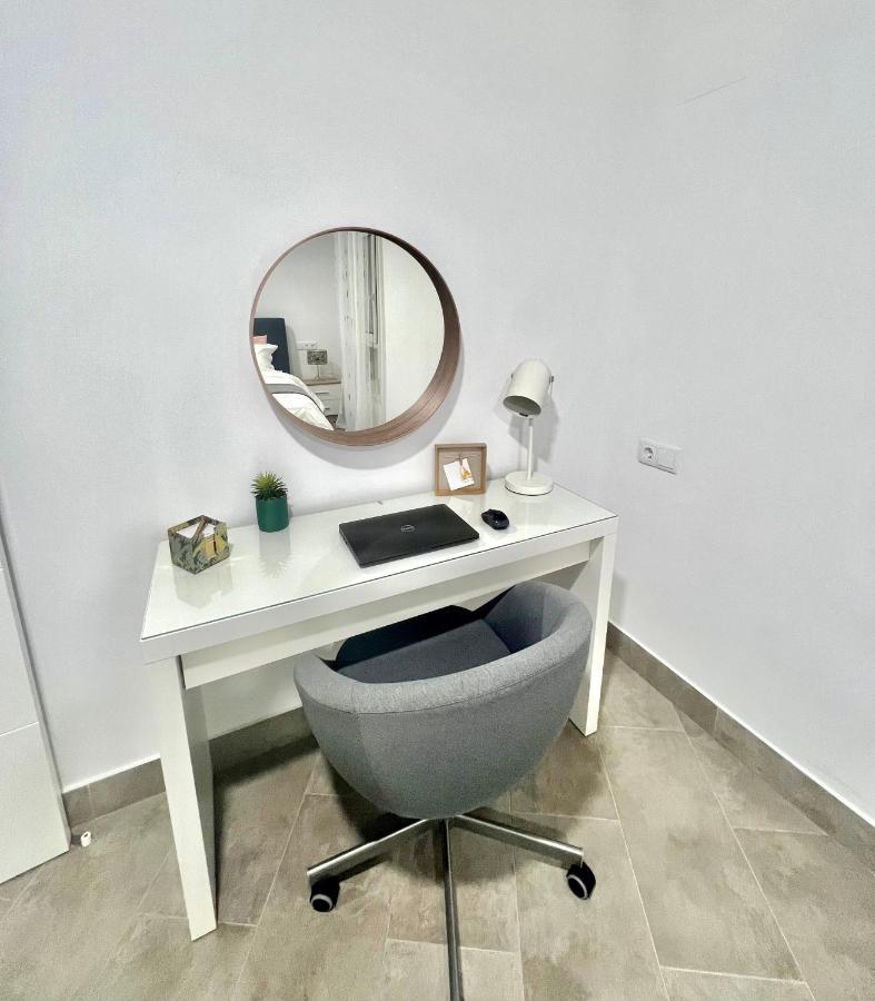 Modern Apartment Steps From The Beach ตอร์ร็อกซ์ ภายนอก รูปภาพ
