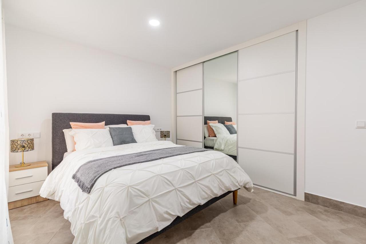 Modern Apartment Steps From The Beach ตอร์ร็อกซ์ ภายนอก รูปภาพ