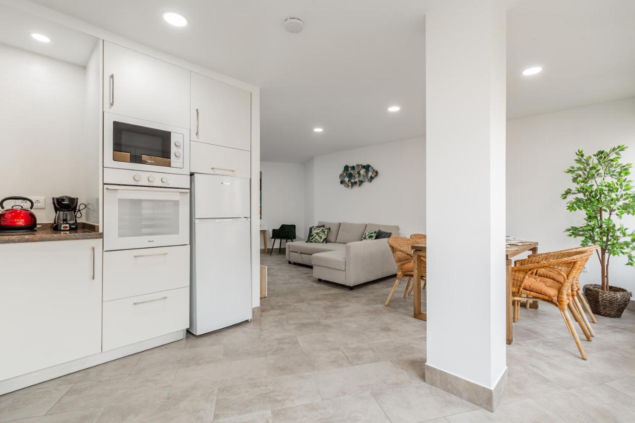 Modern Apartment Steps From The Beach ตอร์ร็อกซ์ ภายนอก รูปภาพ